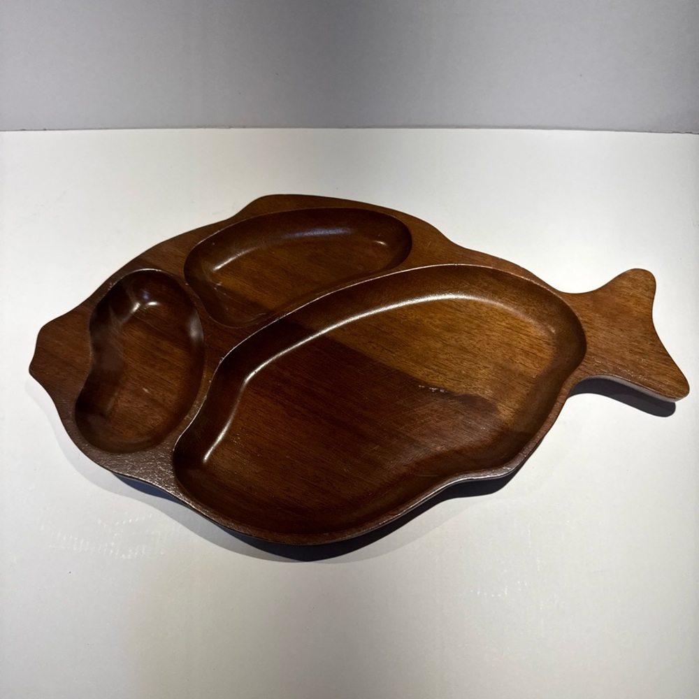 Vintage Monkey Pod Wood Divided Serving Tray Fish Shaped 1950’s-1960’s MCM